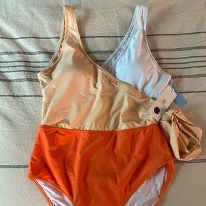 One piece color block bathing suit
